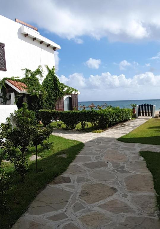 Kabila - accès Direct à La Plage, Sania Torres