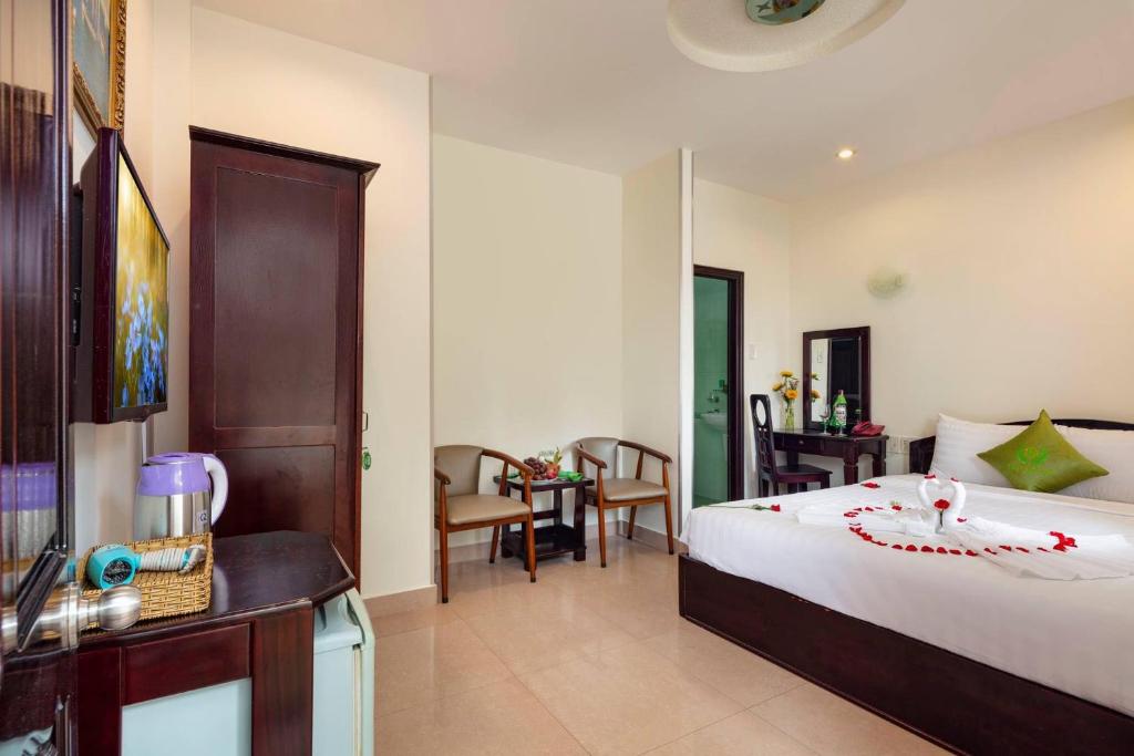 B&#038;N Vo Tru Nha Trang