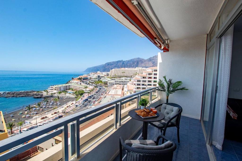 Ocean Breeze Apt by Dream Homes Tenerife - 4