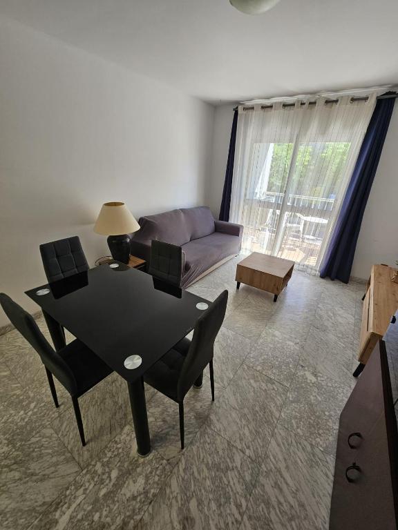 Rambla NovaTga560, Apartment Tarragona