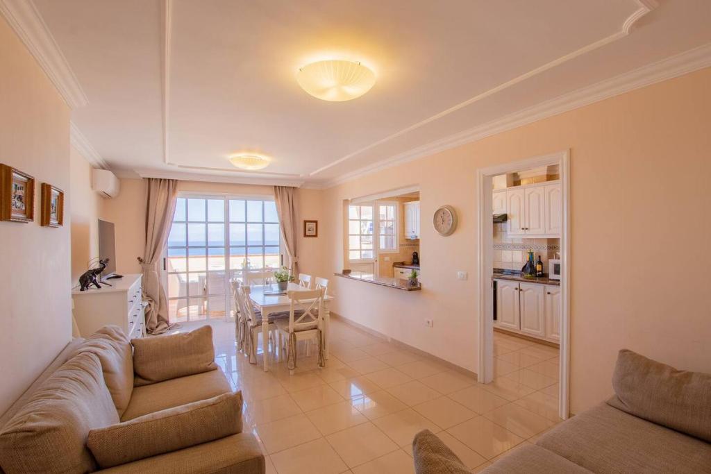 Penthouse Apt with Jacuzzi by Dream Homes Tenerife - 2