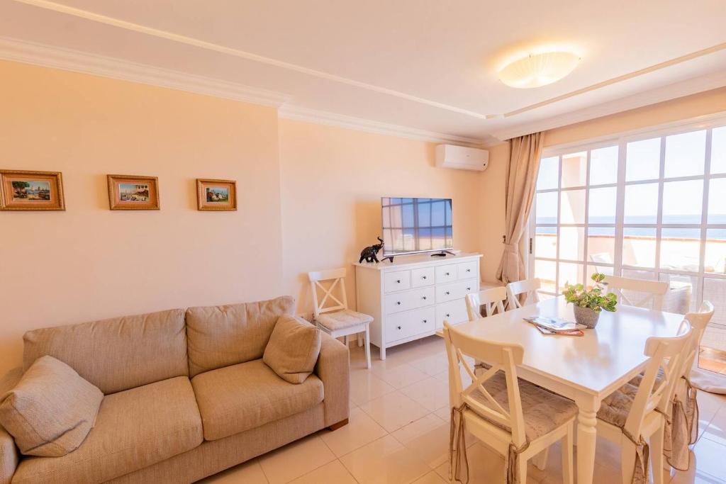 Penthouse Apt with Jacuzzi by Dream Homes Tenerife - 5