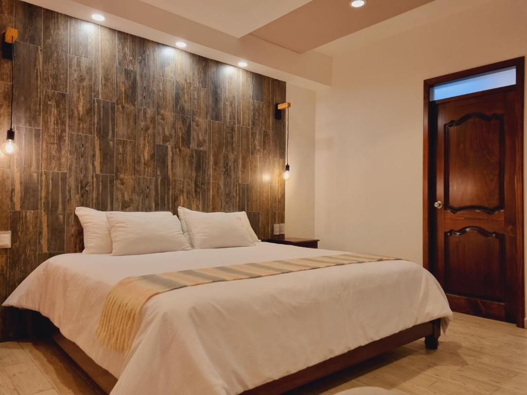 Hotel Barrio Antiguo - 1