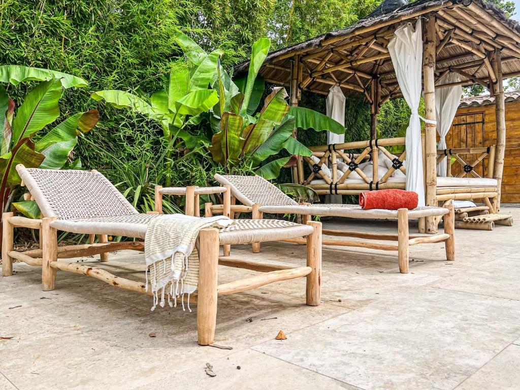 Charmante villa avec piscine chauffée, proximité des plages - 3