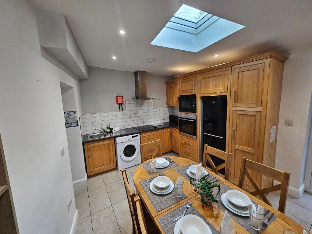 4 Eyre Square Lane, Galway