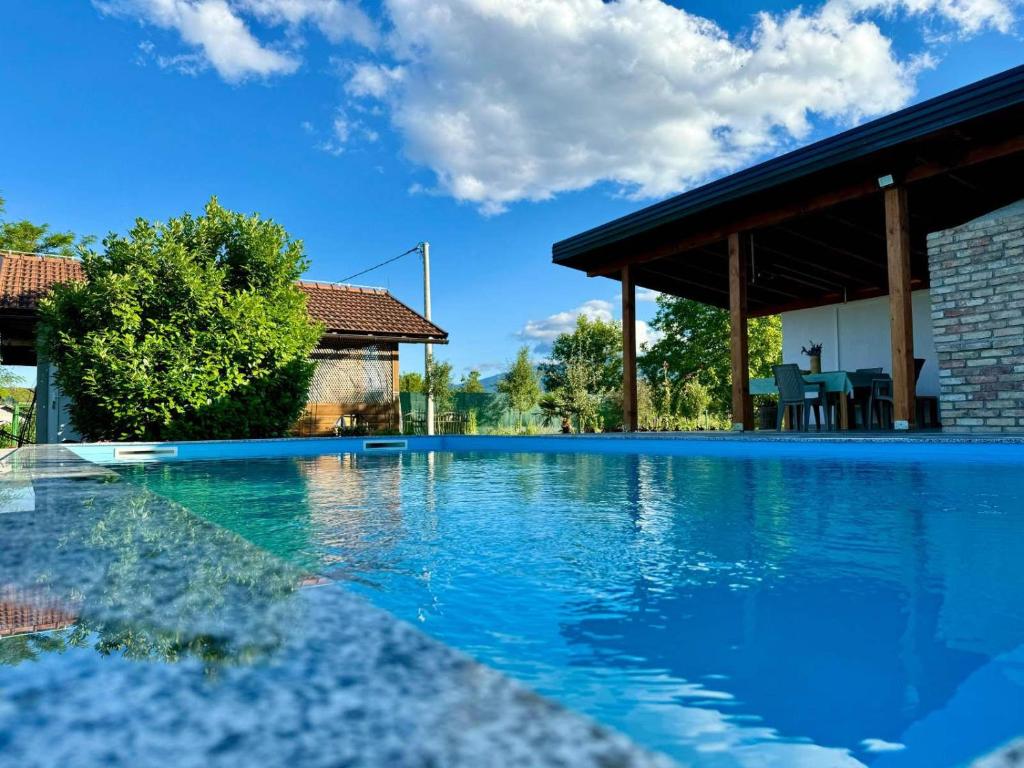 Crystal pool - 2
