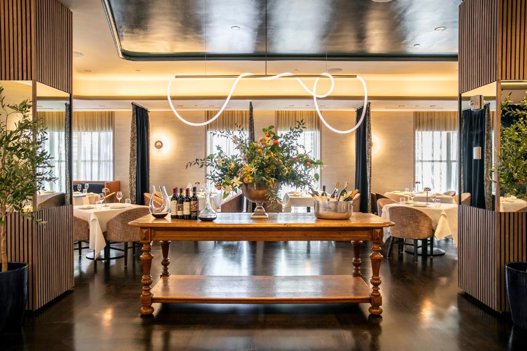 ザ・ニッカーボッカー・ホテル - Dining image