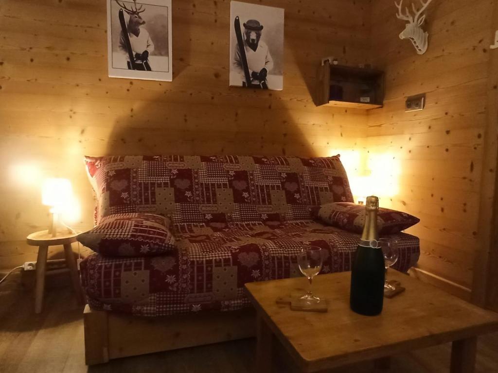 Le Cocon des Carroz, au centre de la station et proximité des pistes, apt 4 pers - 4