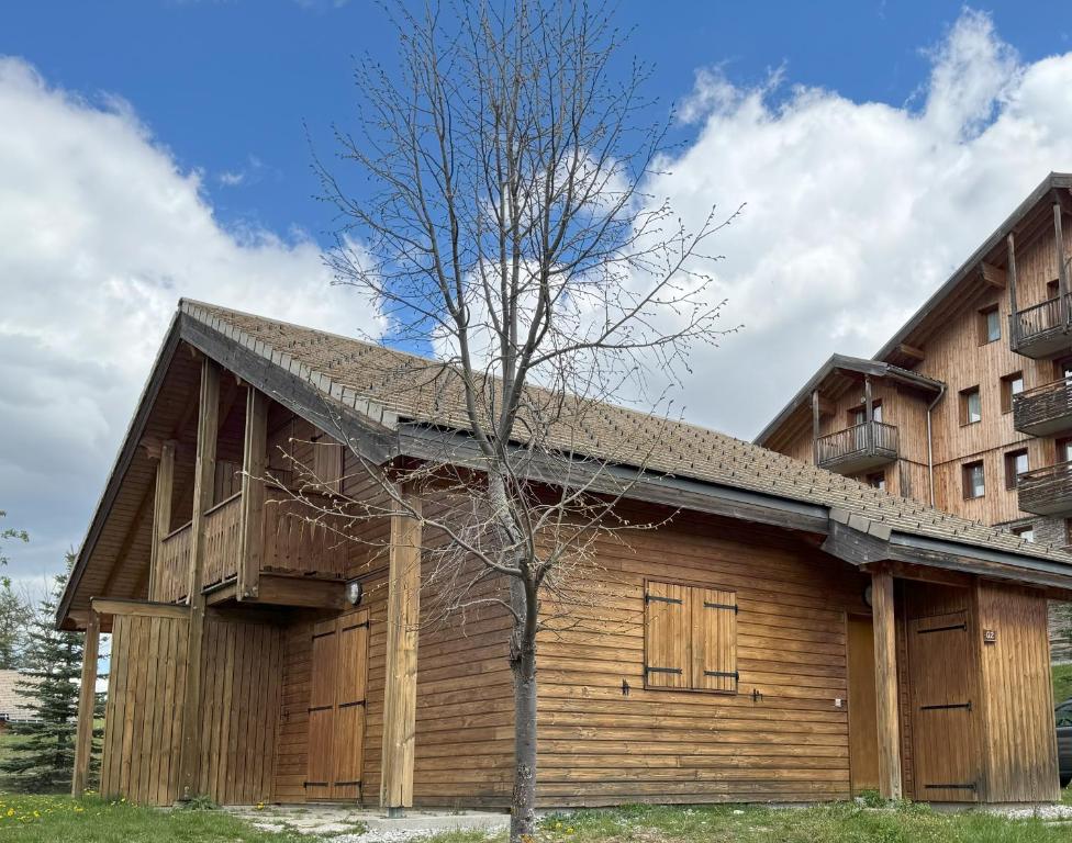 Chalet 6 à 8 P , 3 chambres , dévoluy ski - 2