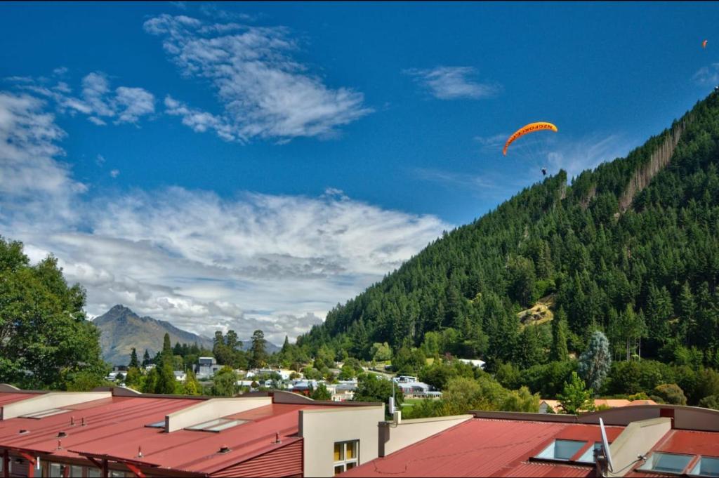 Just the Spot a 500m stroll to Queenstown CBD, Queenstown