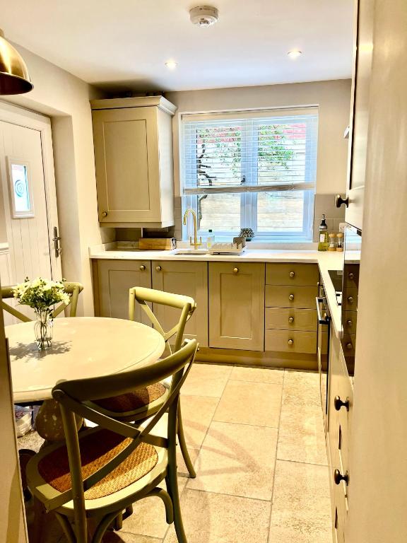 Posh Little Cottage, Llangollen photo 7