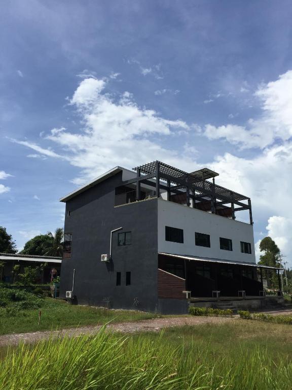 Lanta Manta Apartment — Hotel in Koh Lanta