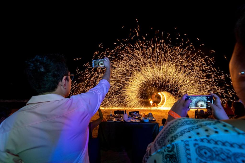 อาหารและเครื่องดื่ม