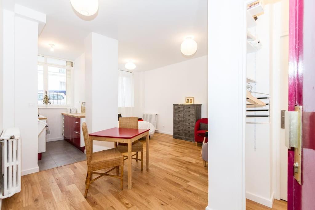 Flat in Paris - 1