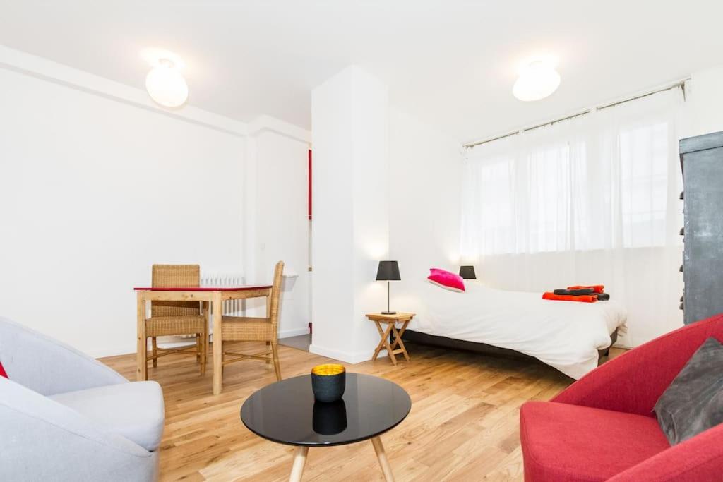 Flat in Paris - 2