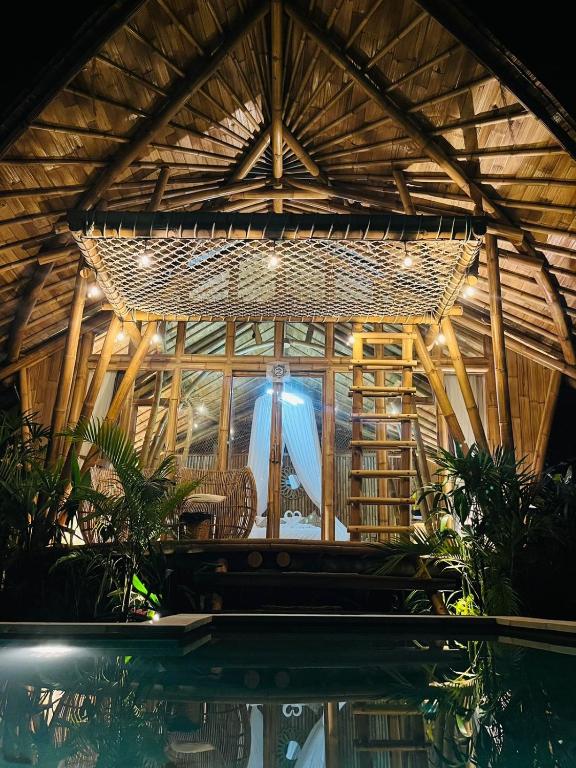 Bamboo House &#8211; Ecobreeze
