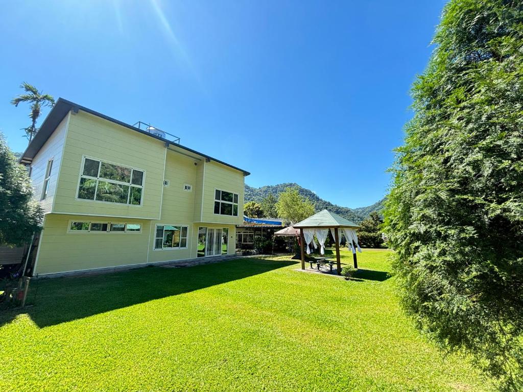 Shuizhong Yue Homestay