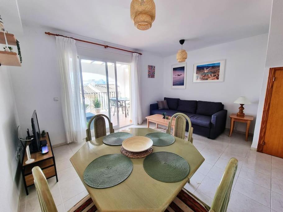 Albatros Apartment - Imperial Park - Sea View, 6 Pools, Terrace - 3