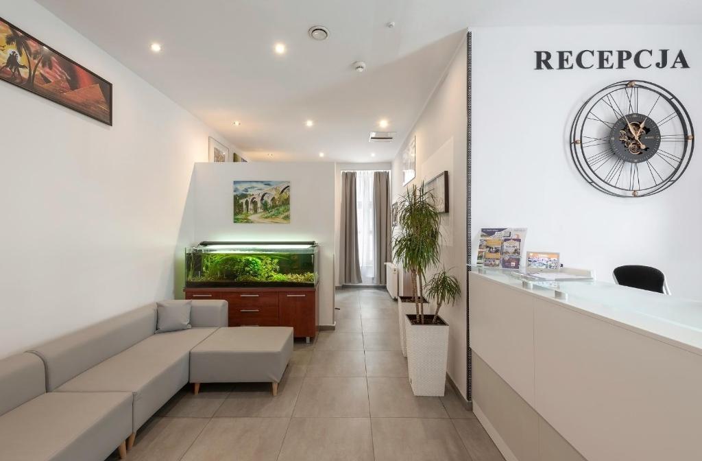 Queen Apartments — Hotel building in Krakow, Lesser Poland