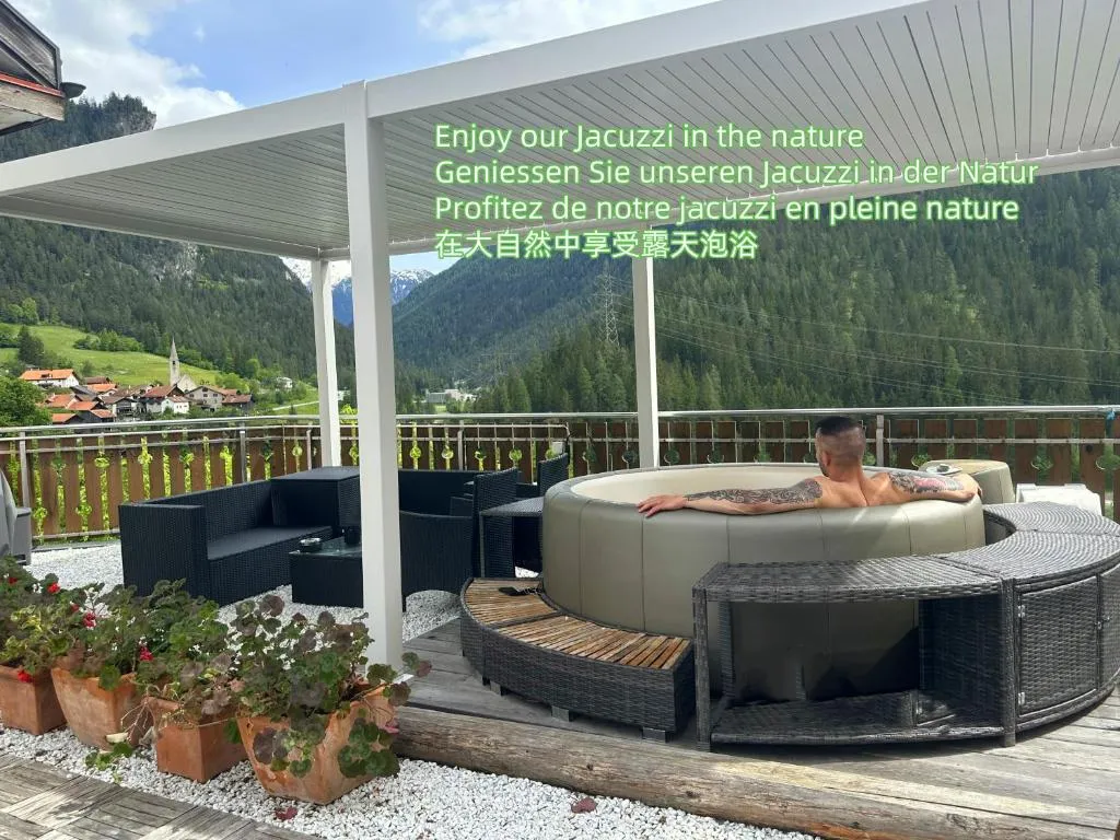 Hotel Schöntal, hotel v destinaci Filisur