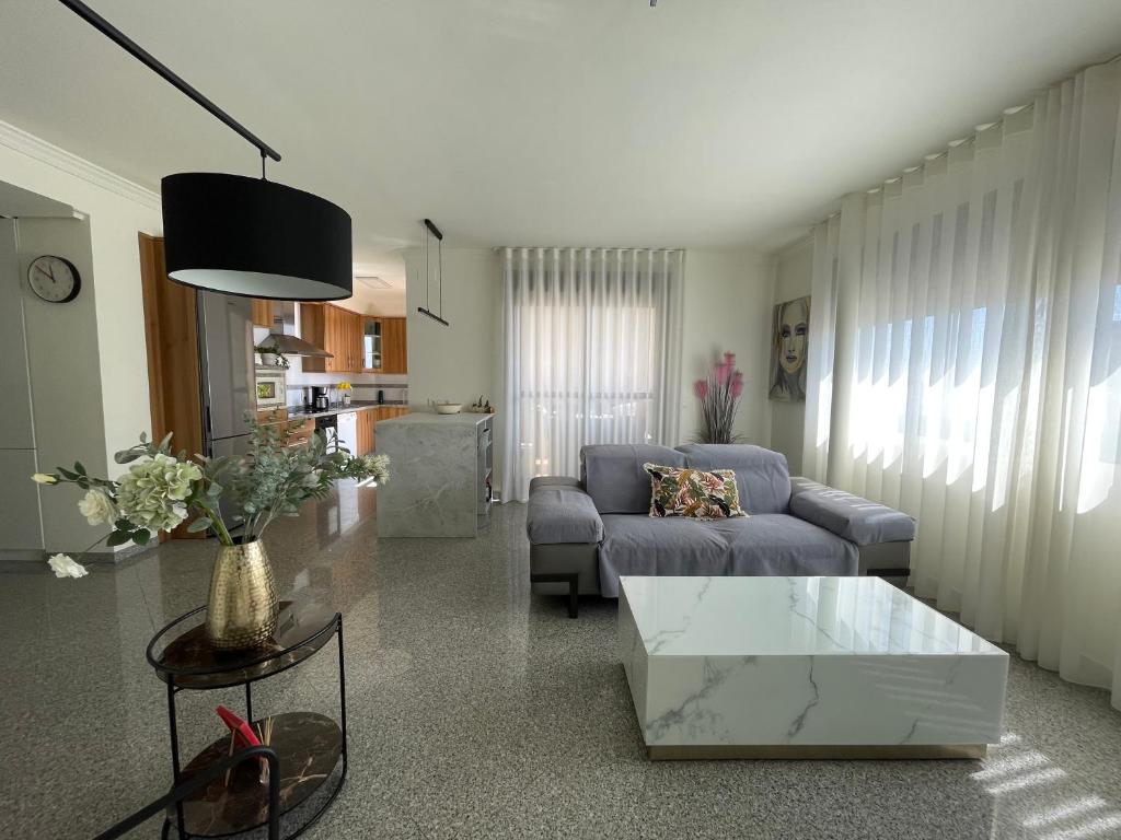 Luxury apartment with sea views private parking and terrace - 5