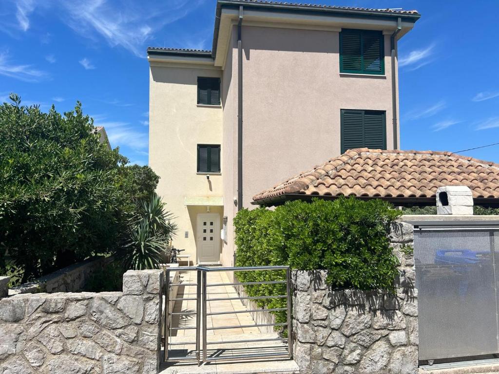 Apartman Tara, Punat