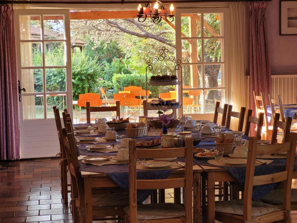 Domaine de la gare M - anciennement Logis de La Garenne 전경