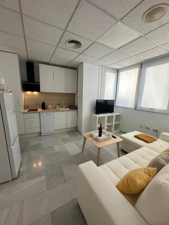 Apartamento Moderno Soho - Nuevo! En el centro y cerca de la playa!Parking gratuito! - 2