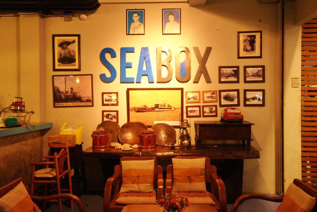 Lobby, Seabox Hostel in Khao Lak