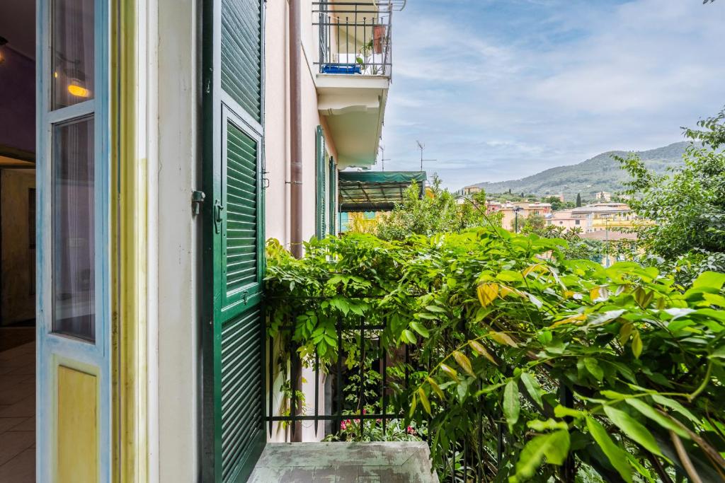 TERRAZZA PORTOFINO Splendido appartamento con piscina idromassaggio - PARCHEGGIO GRATIS - 2