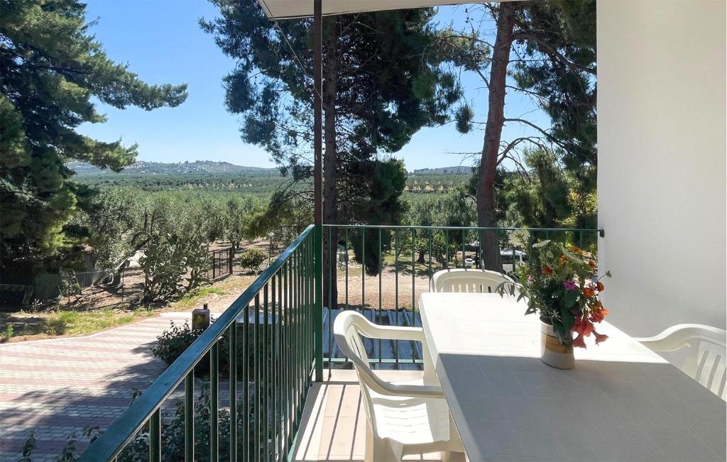 Nice Apartment In Vieste With Wifi - 3