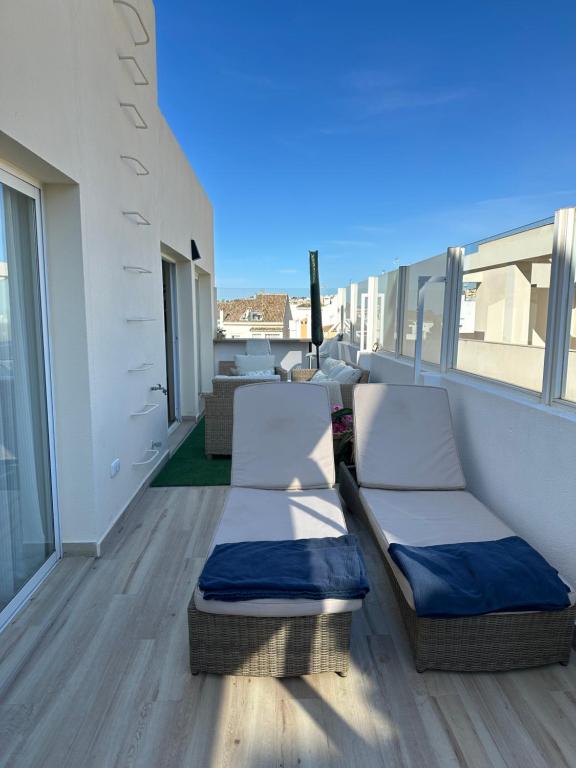 La Cala Penthouse Retreat - 4