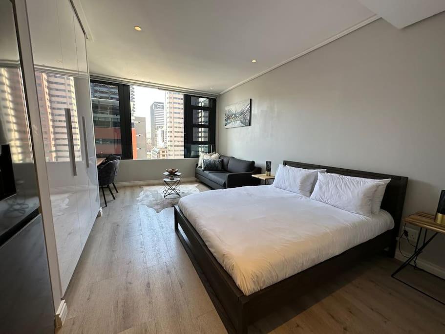 1311 Studio in Central Cape Town, Wi-Fi, pool, free parking, Kapské Město
