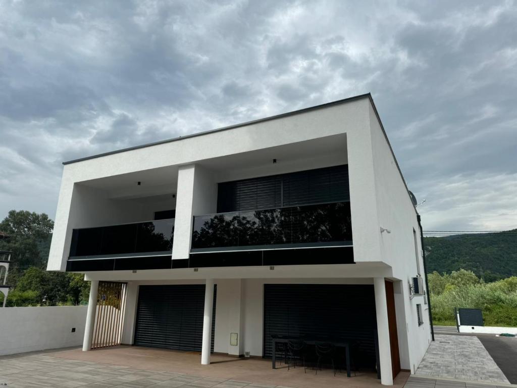 Villa Modern - 2