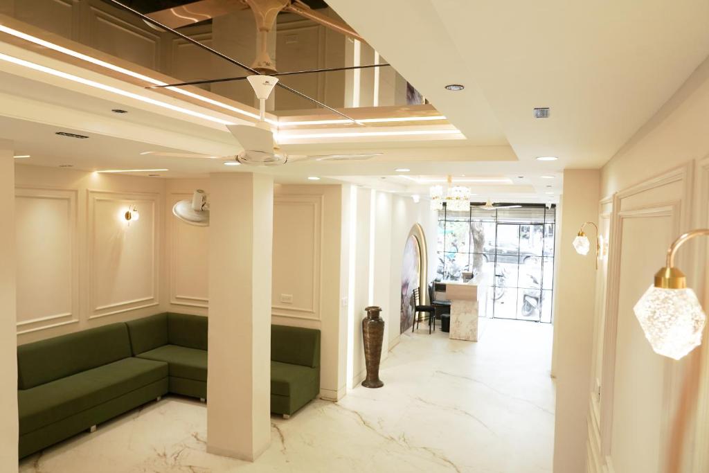 ホテル スリョダヤ (Hotel Suryodaya) 館内設備