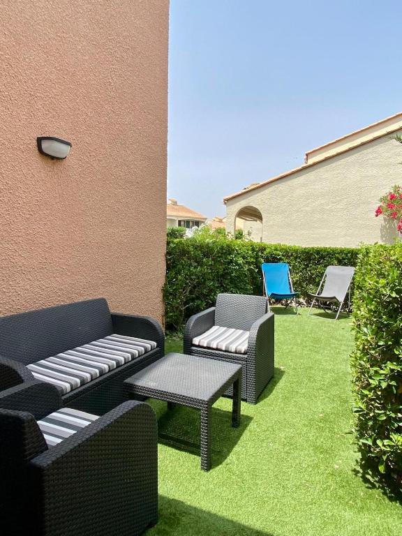 Superbe appartement T2 en résidence avec piscine - 1