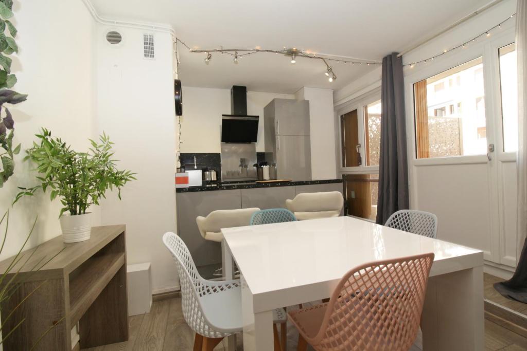 Cosy Thiers - Hypercentre - Wifi - 1