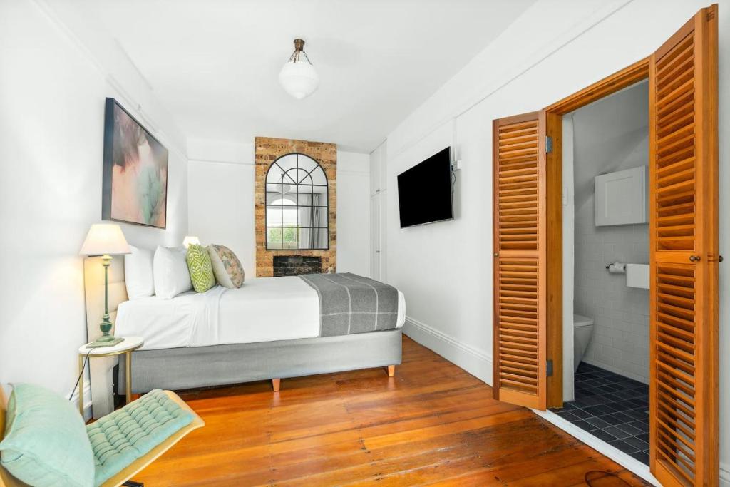 Courtyard Studio Charm in the Heart of Paddington, Sydney