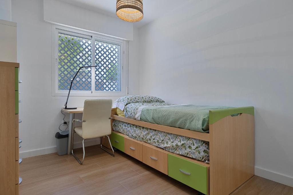 Lorcrisur Apt Near Puerto Banus - 4