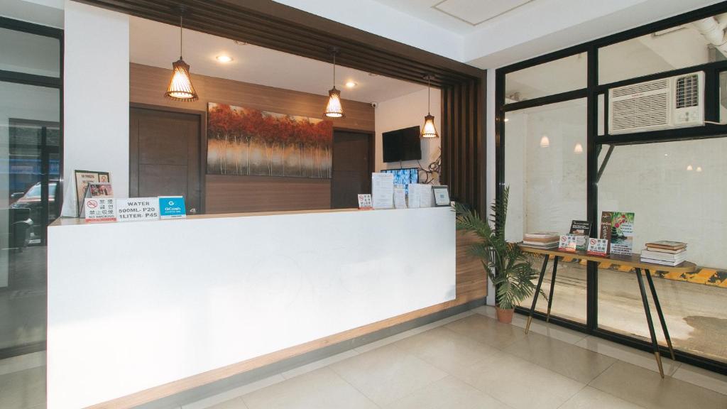 フロント・ロビー