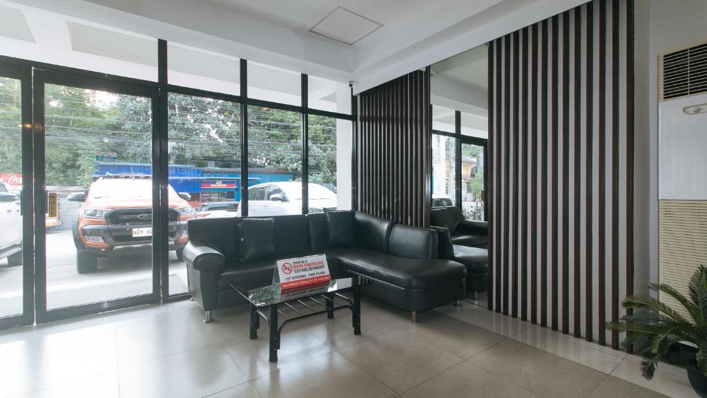 フロント・ロビー