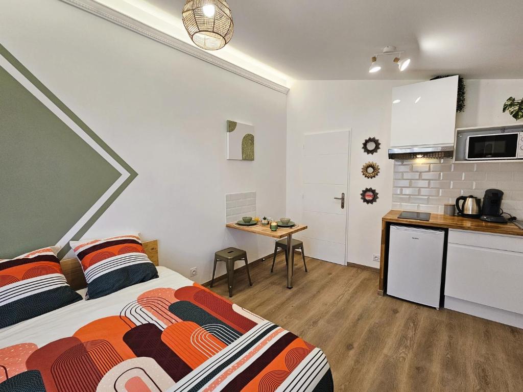 Tout confort ! Ville, Climatisation, Parking, Wifi, Calme, TV - 2