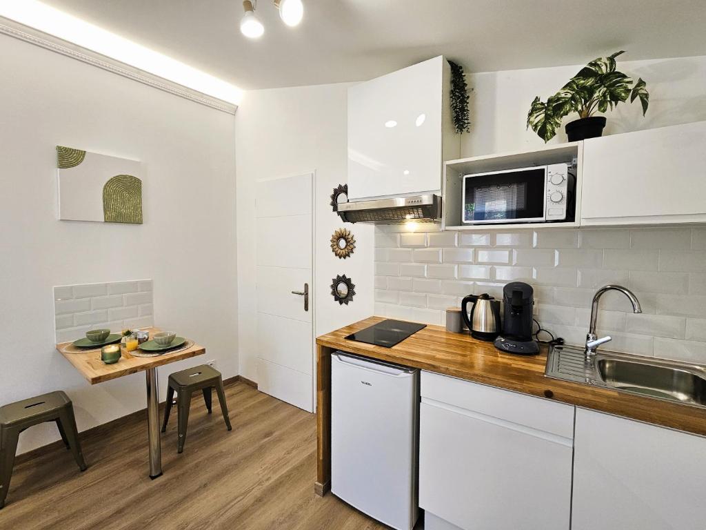 Tout confort ! Ville, Climatisation, Parking, Wifi, Calme, TV - 5