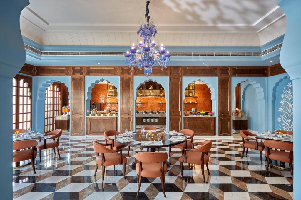 メメントス バイ ITC ホテルズ ジャイプル (Mementos by ITC Hotels Jaipur) レストラン