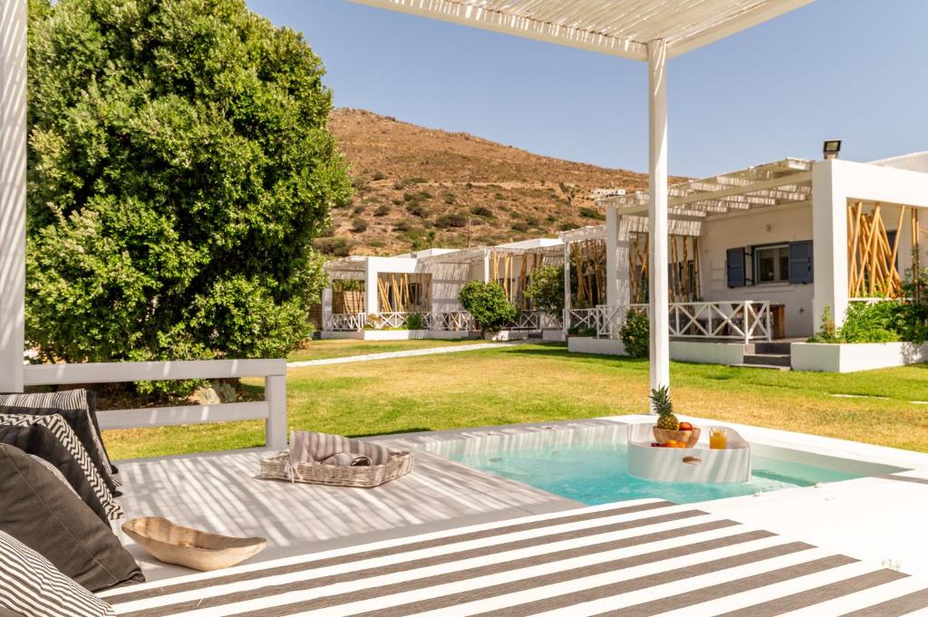 Ow Andros Suite 1,Private Whirlpool, Andros