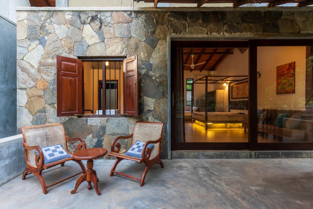 Queens Mount Tri Villas