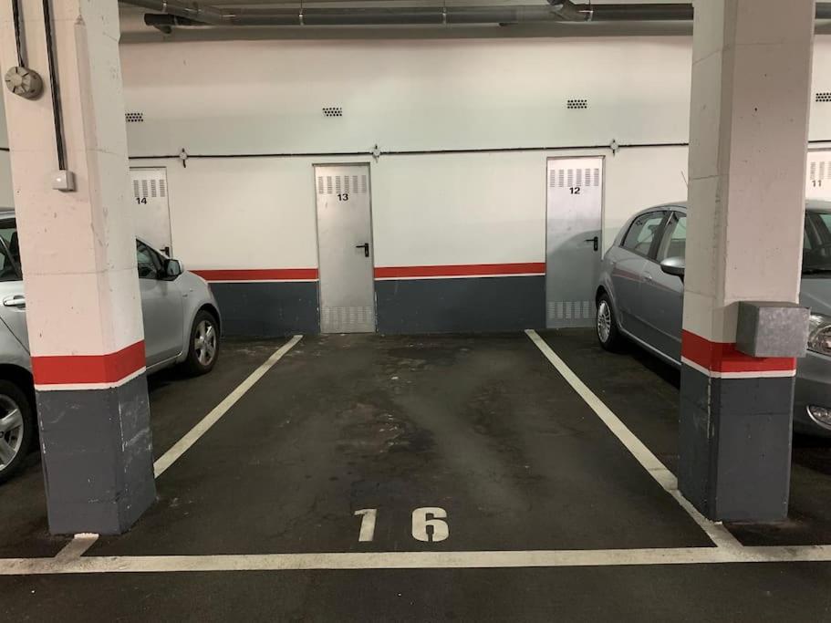 Apto con patio Parking Gratuito Anselmo Solar - 4