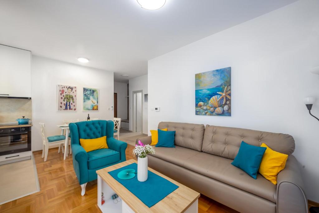 Two bedroom apartment Mali princ - 2