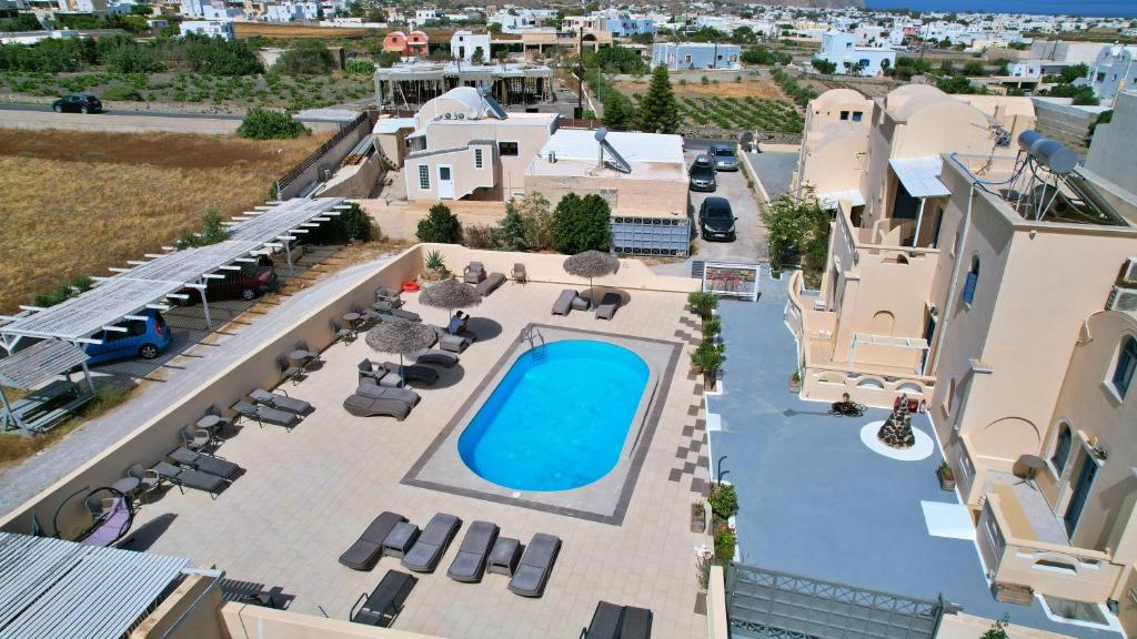 レオン サントリーニ (Leon Santorini)