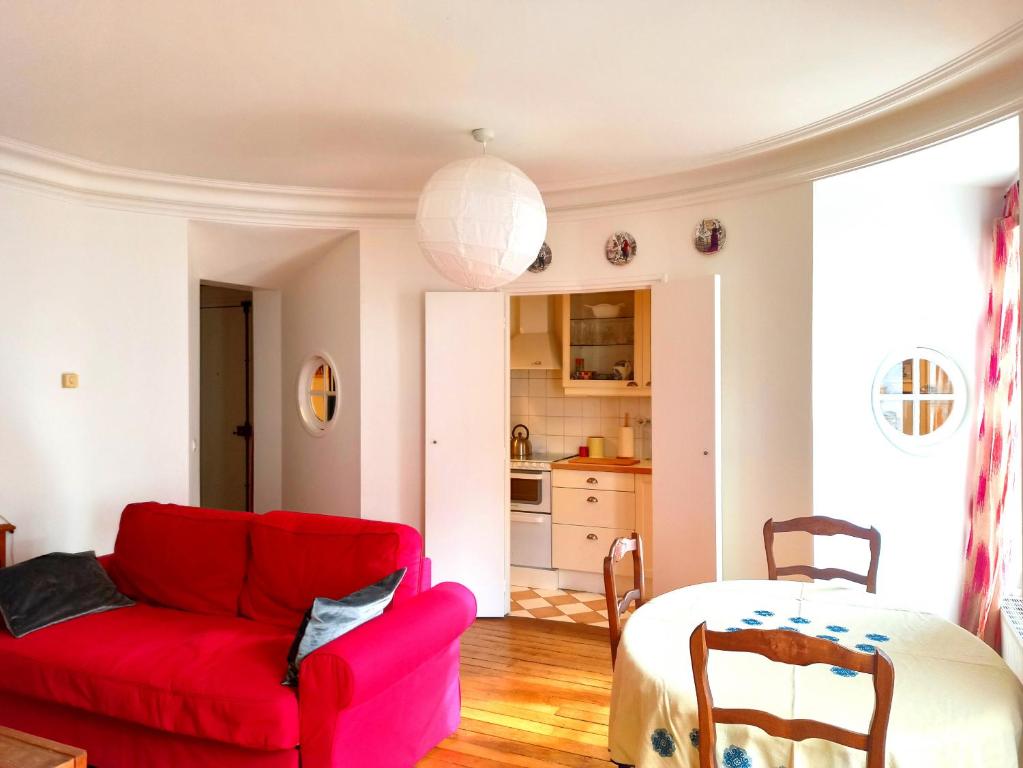 Stay in central Paris near Arc de Triomphe - 4